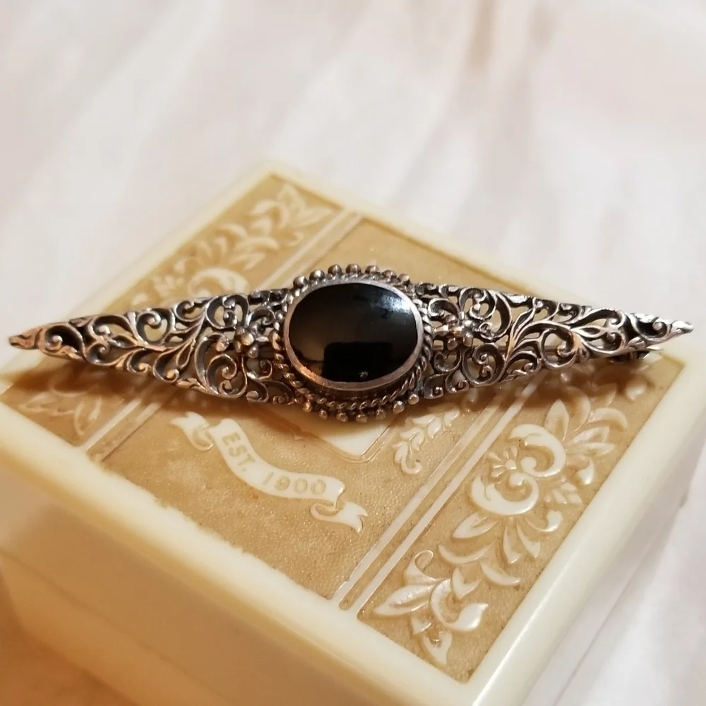 Antique 1930s Sterling Filigree Onyx Bar Brooch